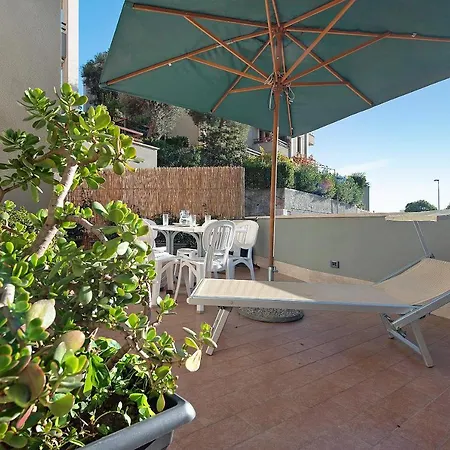 Valeria 2 - Arenzanohost Apartment